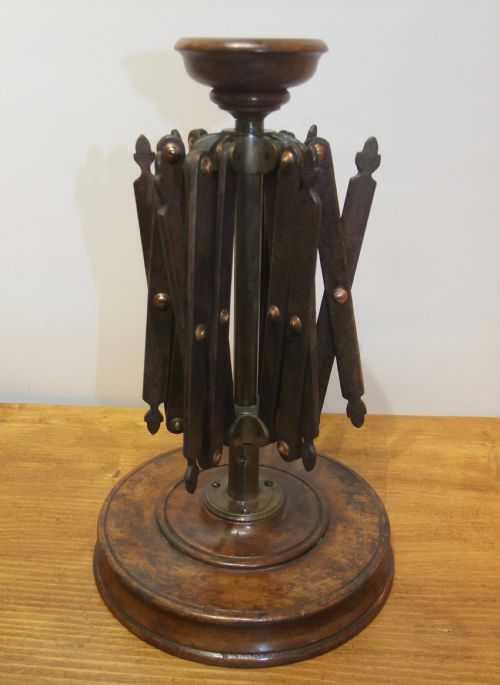 VICTORIAN MAHOGANY WOOL WINDER C1860 - ADDITIONAL PHOTO 2