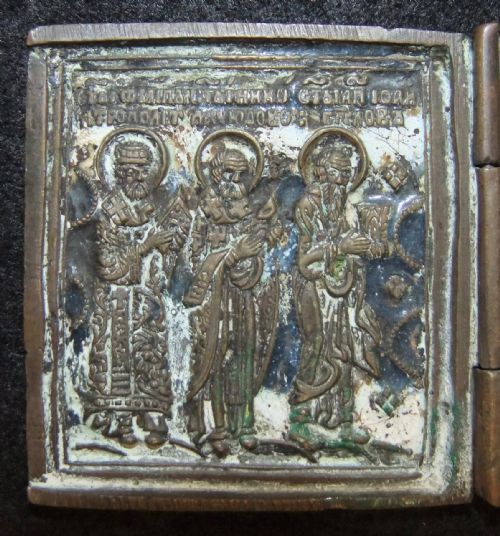 19TH C RUSSIAN BRONZE ENAMEL FOLDING TRIPTYCHTRAVEL ICON - ADDITIONAL PHOTO 2
