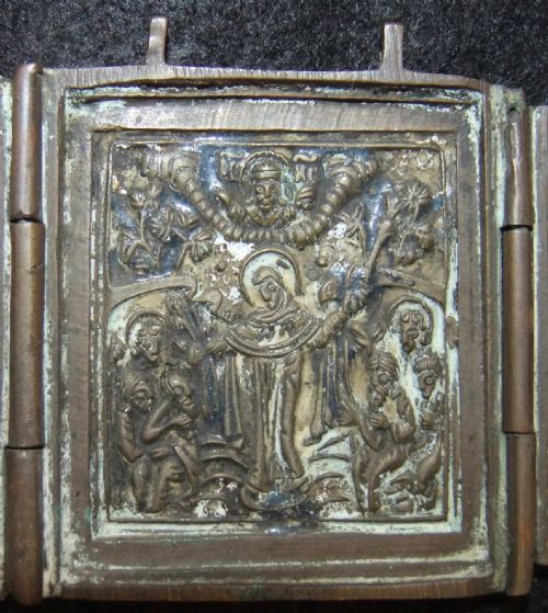 19TH C RUSSIAN BRONZE ENAMEL FOLDING TRIPTYCHTRAVEL ICON - ADDITIONAL PHOTO 3
