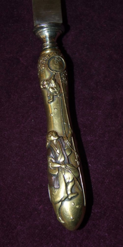 19TH C JAPANESE MEIJI PERIOD KNIFE 'MONKEY STEALING THE MOON' - ADDITIONAL PHOTO 4