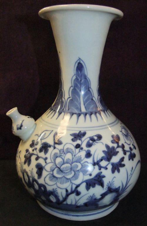 QING DYNASTY EARLY KANGXI PERIOD BLUE WHITE KENDI 16621722 - ADDITIONAL PHOTO 4