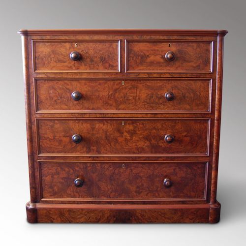 Superb Victorian Chest of Drawers by Edwards & Roberts
