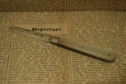 Edward VII Silver & Mother of Pearl Fruit Knife