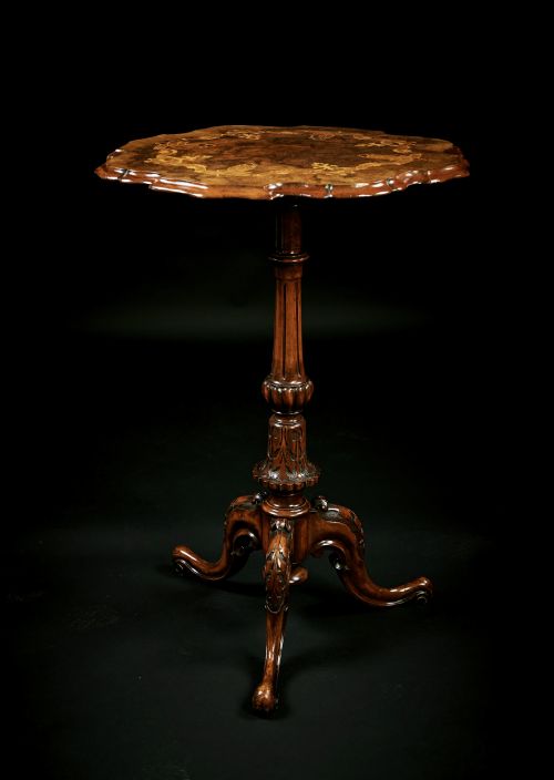 Stunning Victorian Burr Walnut Wine Table