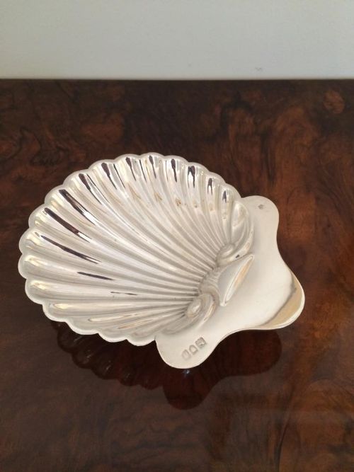 Lovely Victorian Silver Shell Dish, London 1899