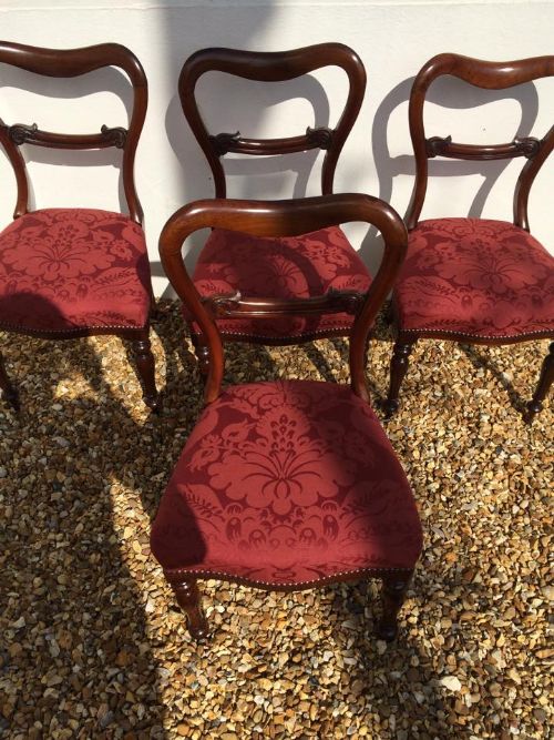 fig 1. Superb Set of Four Victorian Rosewood Dining Chairs