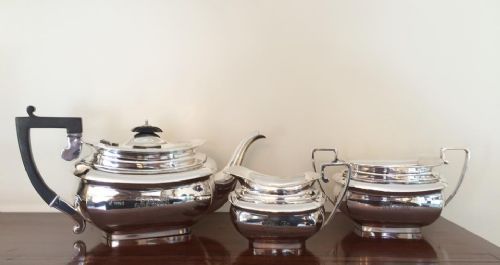 Quality Silver Three Piece Tea Service, 1,197 Grams