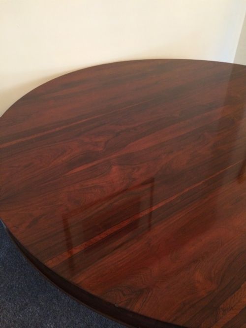 fig 2. Very Fine Quality William IV Rosewood Table