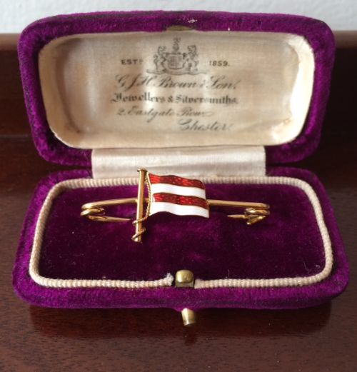 Stunning Edwardian 18ct Gold Brooch