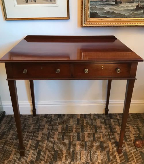 Victorian Mahogany Side Table by Edwards & Roberts, Circa 1890 - 1910