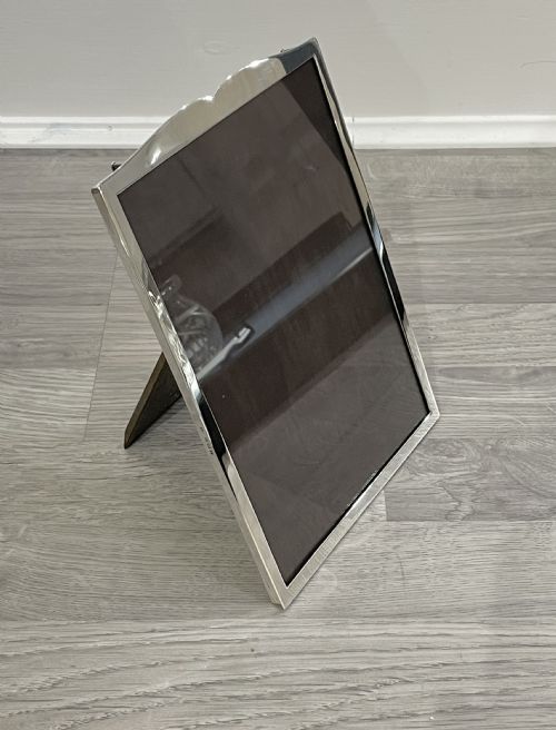 Quality George V Solid Silver Photo Frame, Hallmarked Birmingham 1922