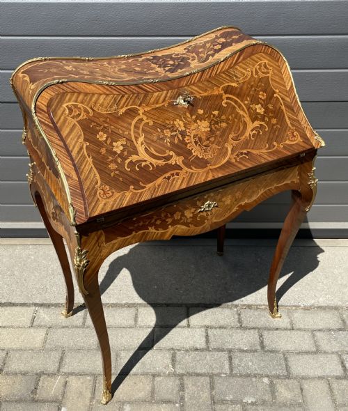 Beautiful French Bureau De Dame Desk