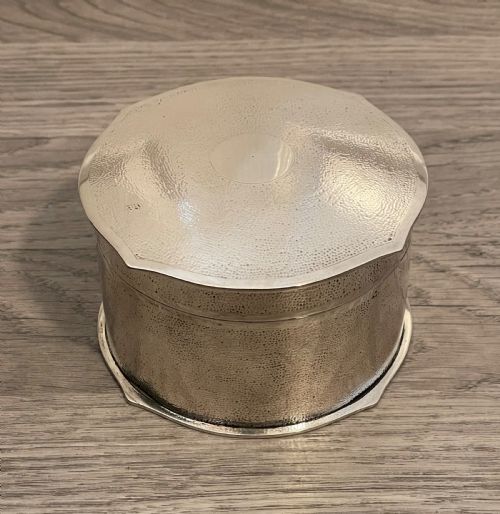 Chinese Solid Silver Box, Hung Chong
