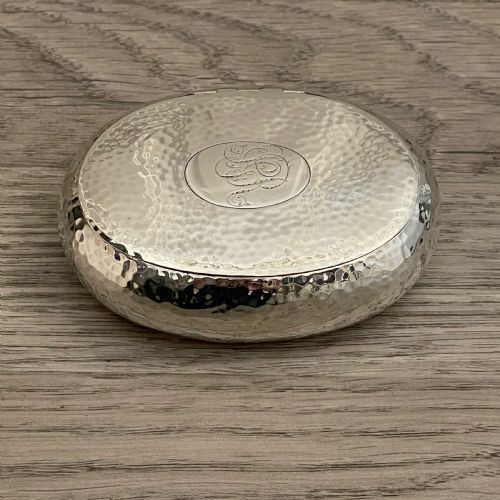 Late Victorian Planished Pebble Snuff Box by George Unite