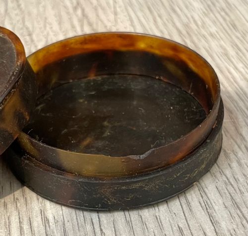 GEORGIAN TORTOISESHELL GOLD SNUFF BOX - ADDITIONAL PHOTO 2