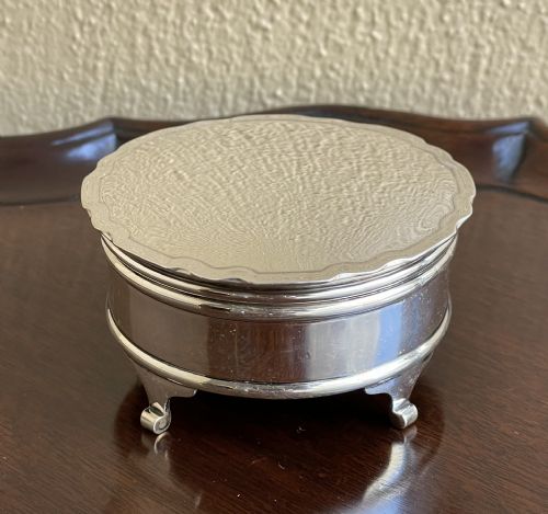 George V Solid Silver Jewellery Box