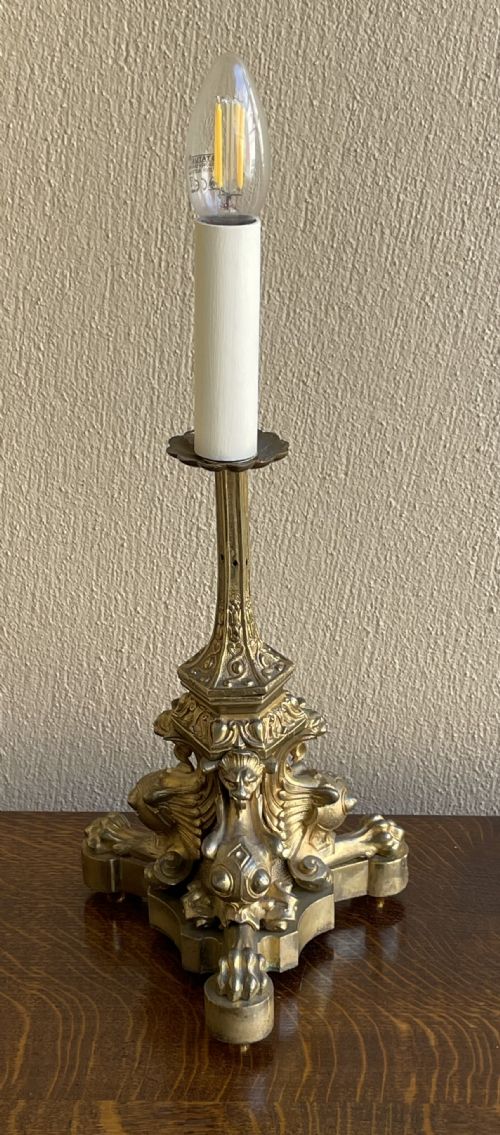 EARLY 20TH CENTURY ORMOLU TABLE LAMP - ADDITIONAL PHOTO 2