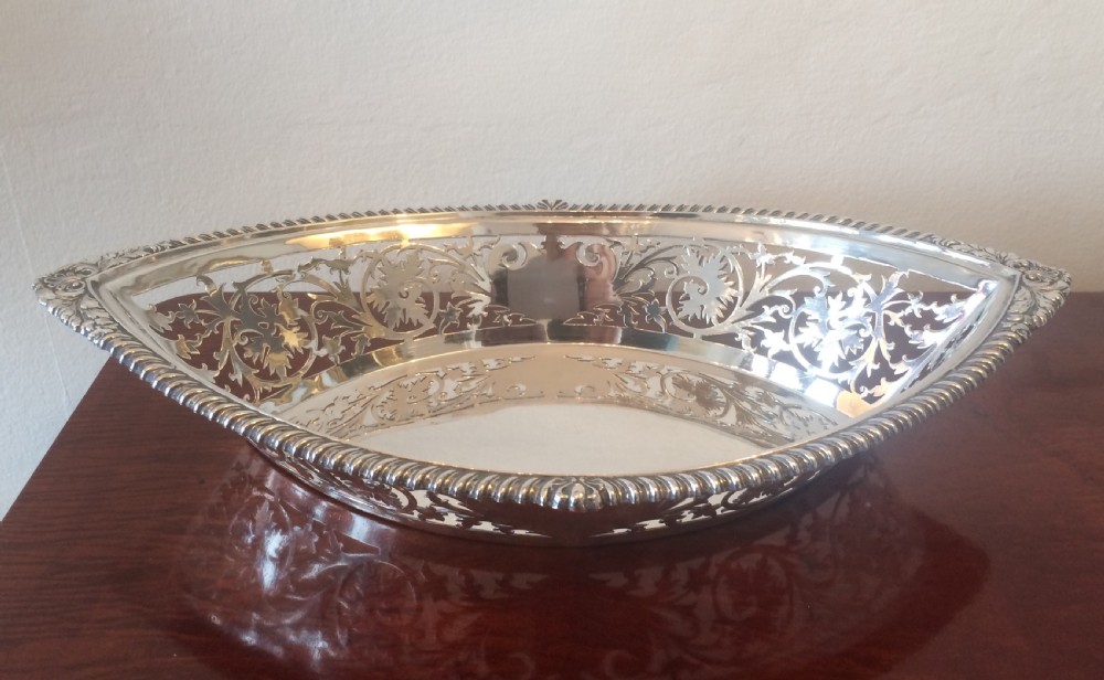 Edwardian Silver bread basket, hallmarked London 1902