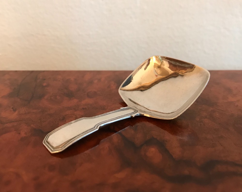 George IV Silver Caddy Spoon, hallmarked Birmingham 1824