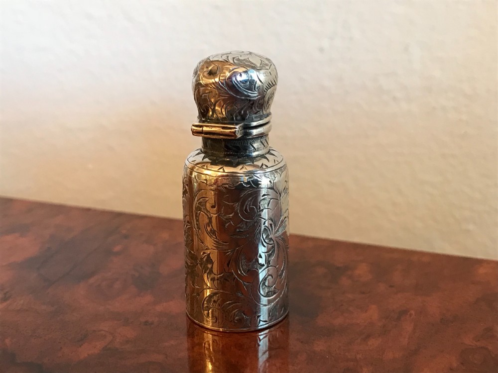 Victorian Silver Scent Bottle, hallmarked Birmingham 1887 by Arthur Wilmore Pennington View IV