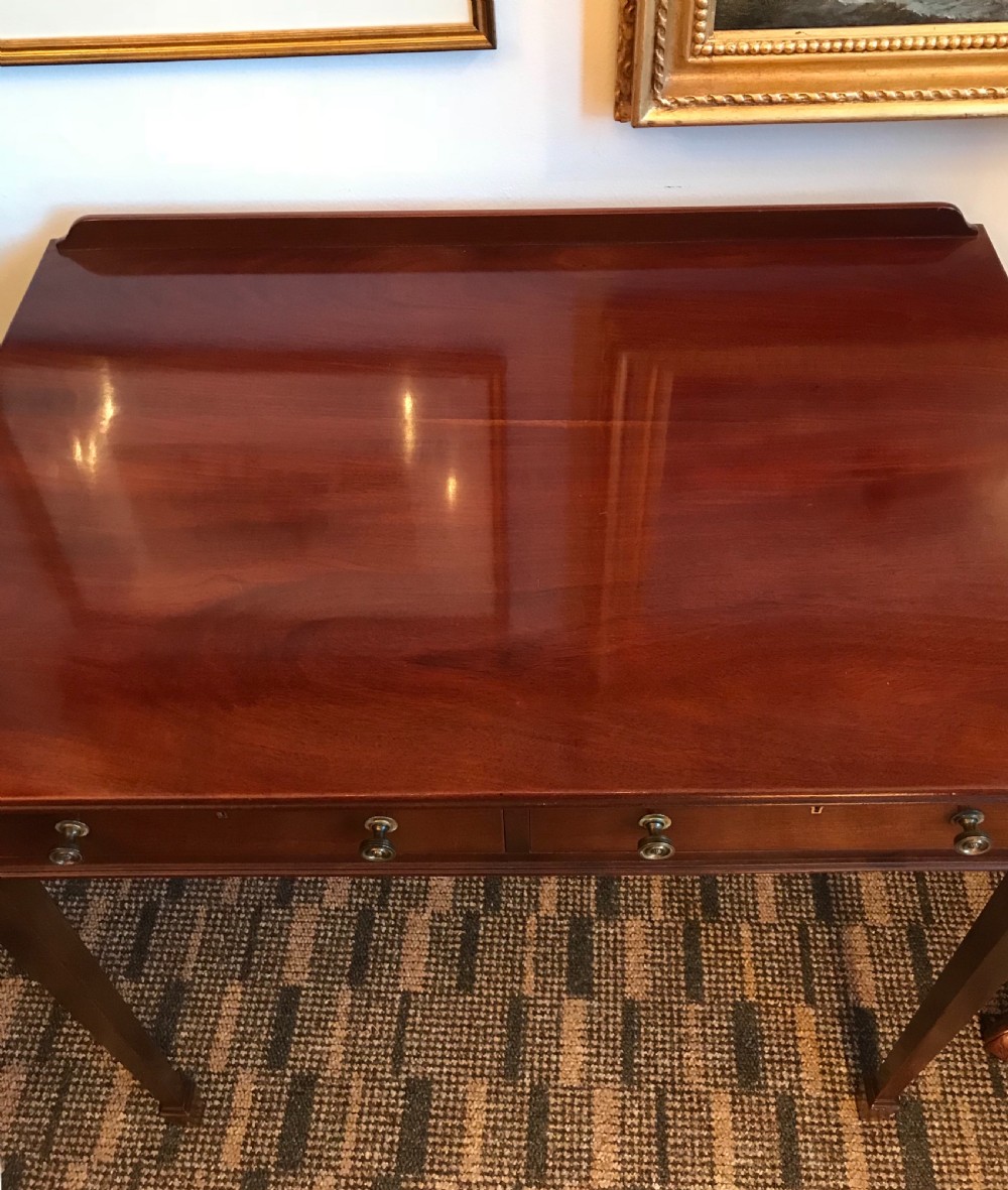 Victorian Mahogany Side Table by Edwards & Roberts, Circa 1890 - 1910 View VII