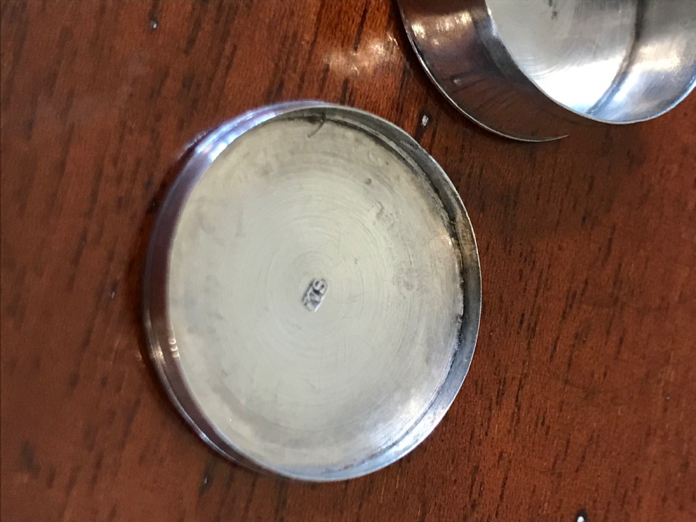 George III Silver Patch or Pill Box, circa 1780 by Samuel Meriton II.  View IV