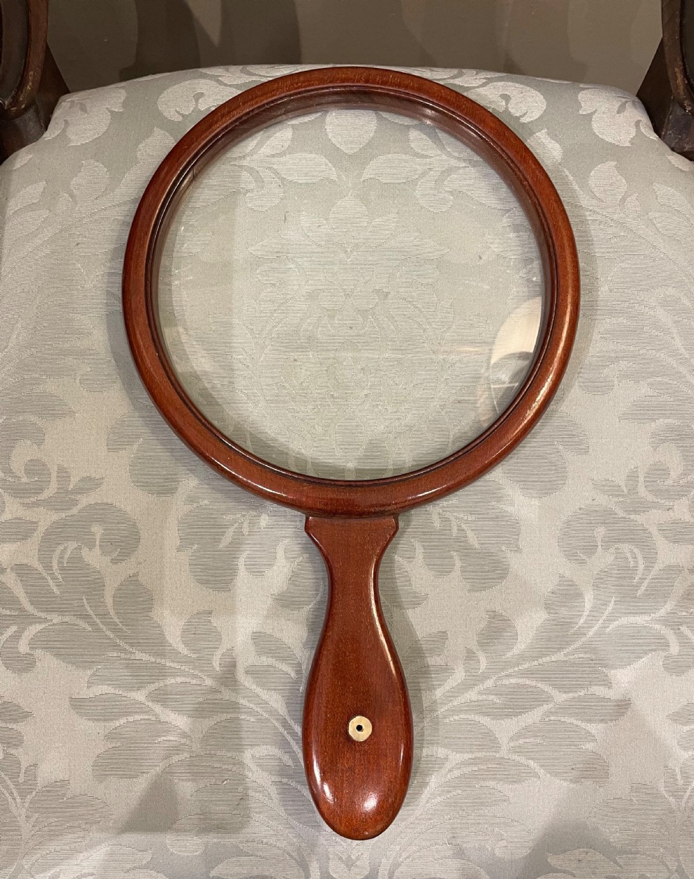 Antique 19th Century Mahogany Gallery Magnifying Glass, circa 1830-1840 View VIII
