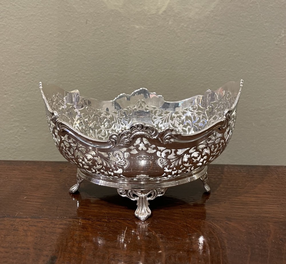 George V Silver Basket by Atkin Brothers, hallmarked Sheffield 1920