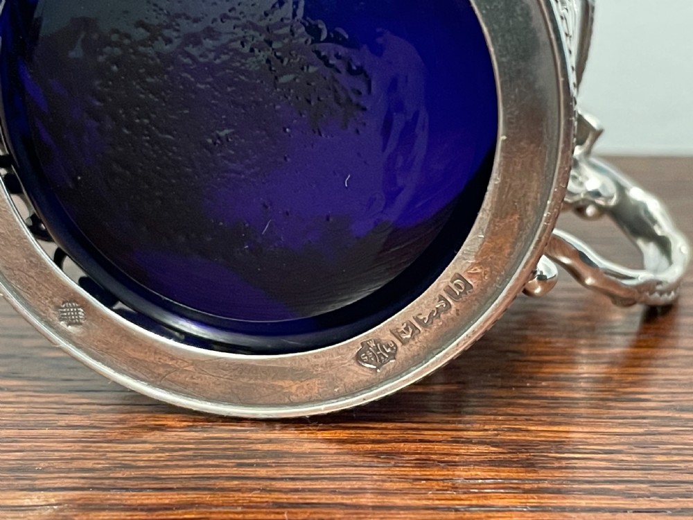Quality Late Victorian Solid Silver Mustard Pot, 1901 View IX