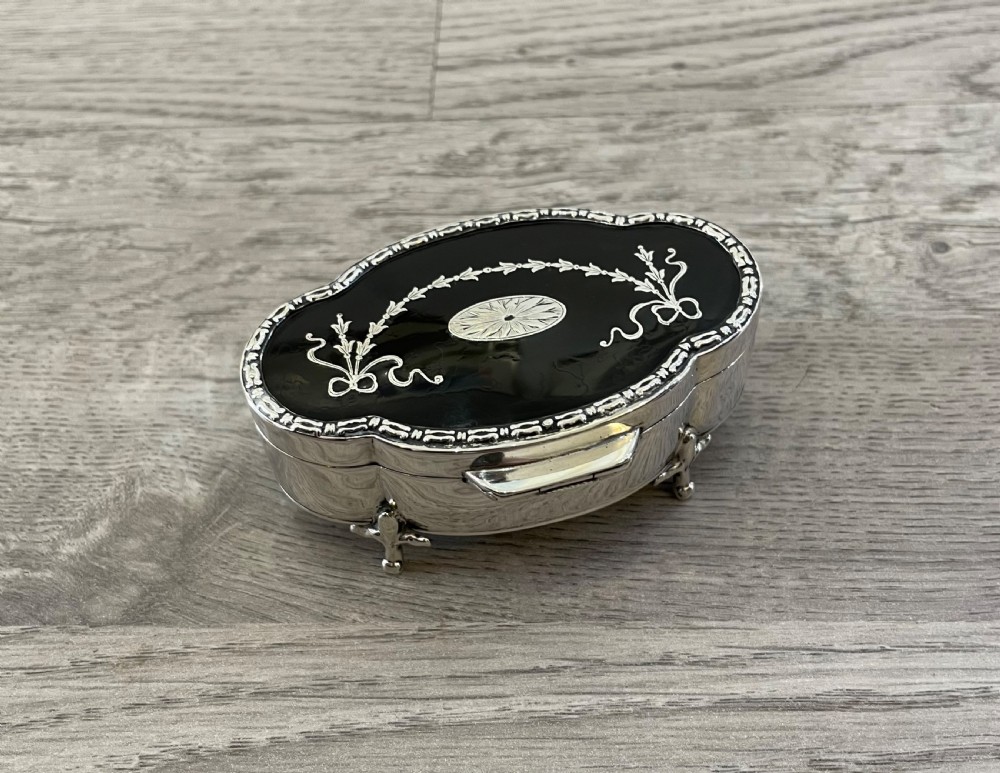 George V Silver and Tortoiseshell Jewellery Box by Mappin & Webb View V