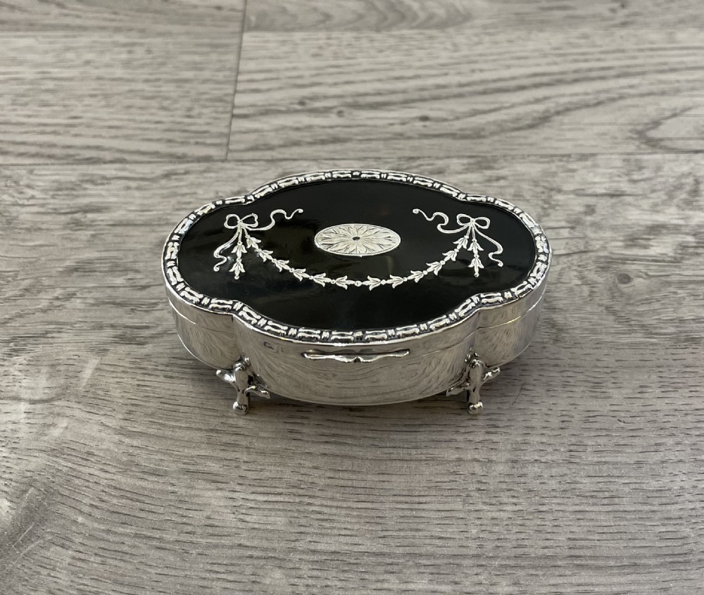 George V Silver and Tortoiseshell Jewellery Box by Mappin & Webb View VII