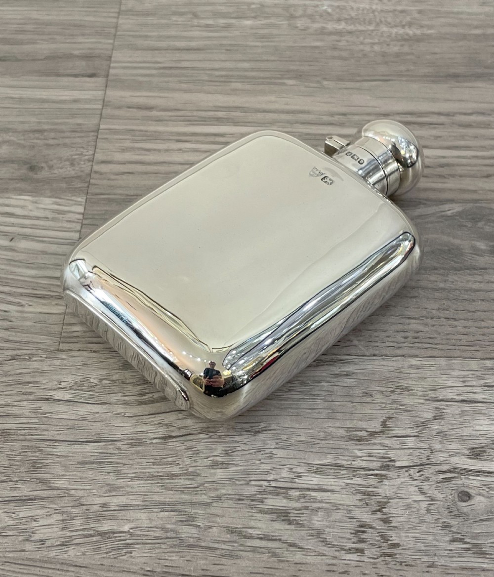 Stunning Victorian Solid Silver Hip Flask View III