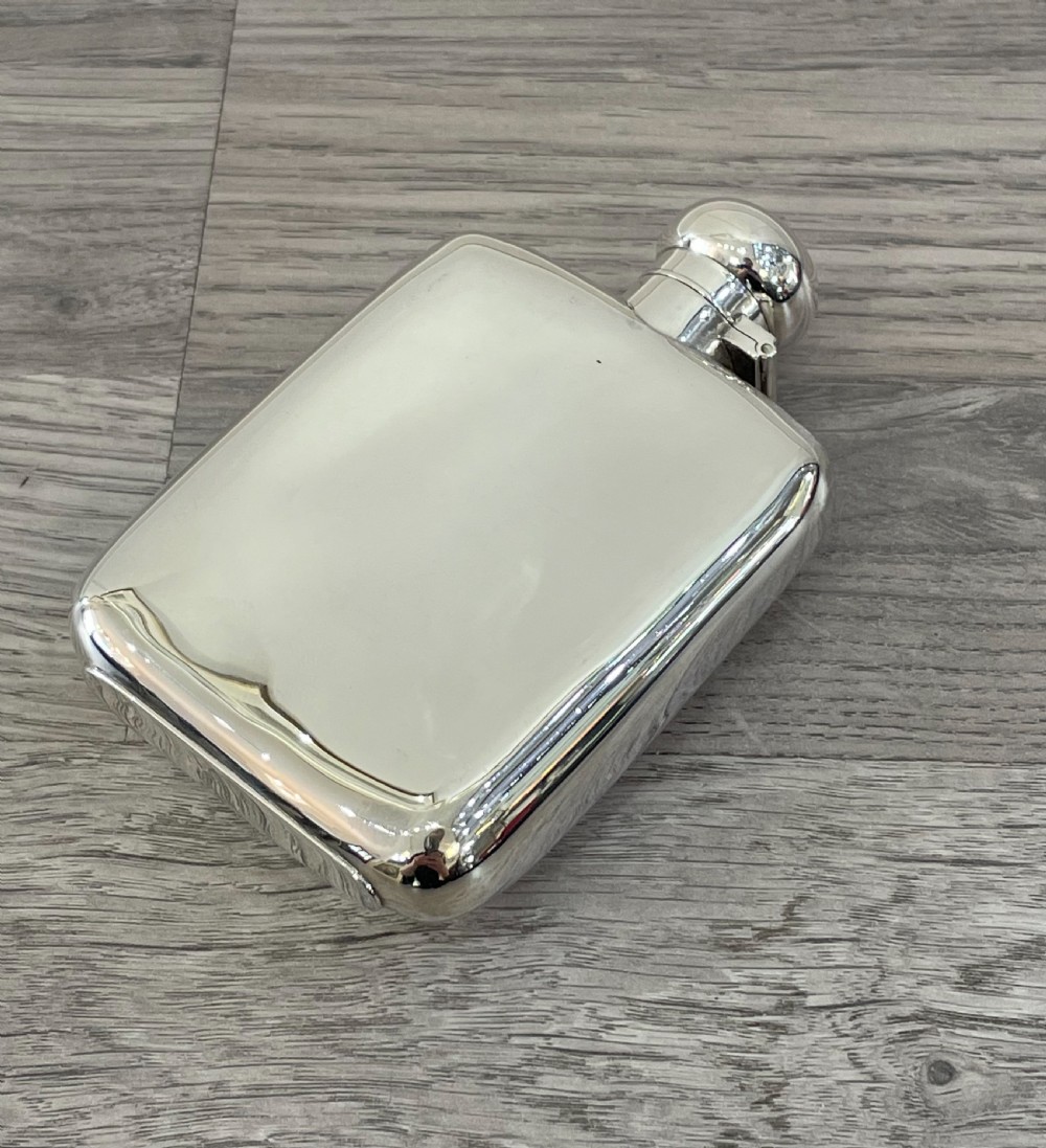 Stunning Victorian Solid Silver Hip Flask View IV