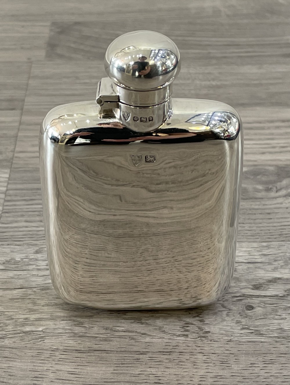 Stunning Victorian Solid Silver Hip Flask View VII