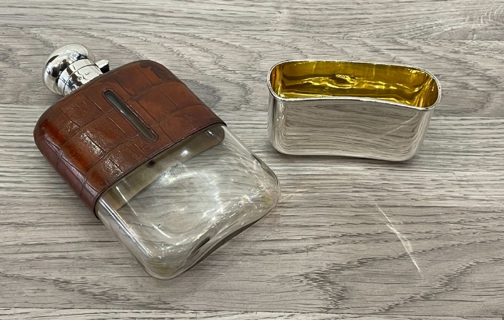 George V Silver Hip Flask, Chester 1913 View VIII