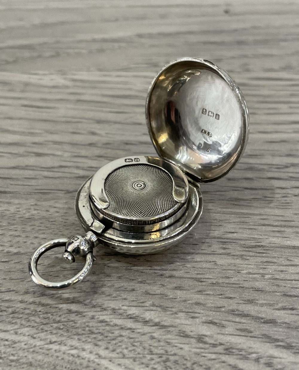 Edwardian Solid Silver Sovereign Case View II