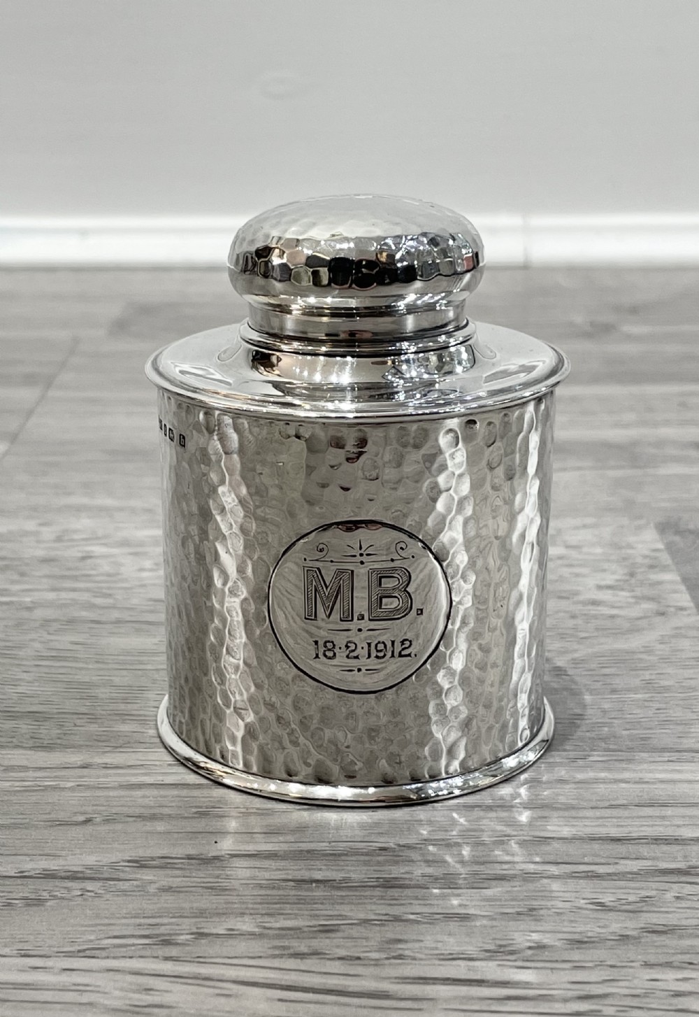 Quality Edwardian Solid Silver Tea Caddy
