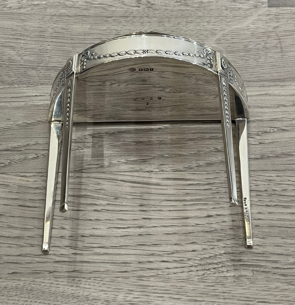 George V Silver Jewellery Ring Box in form of a table View III
