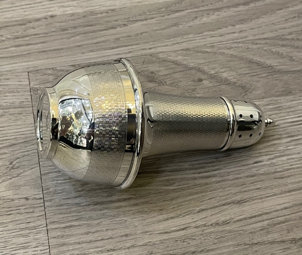 Stylish Art Deco Silver Sugar Caster by Joseph Gloster Ltd, with patent number 325841. Hallmarked Birmingham 1934. View IV