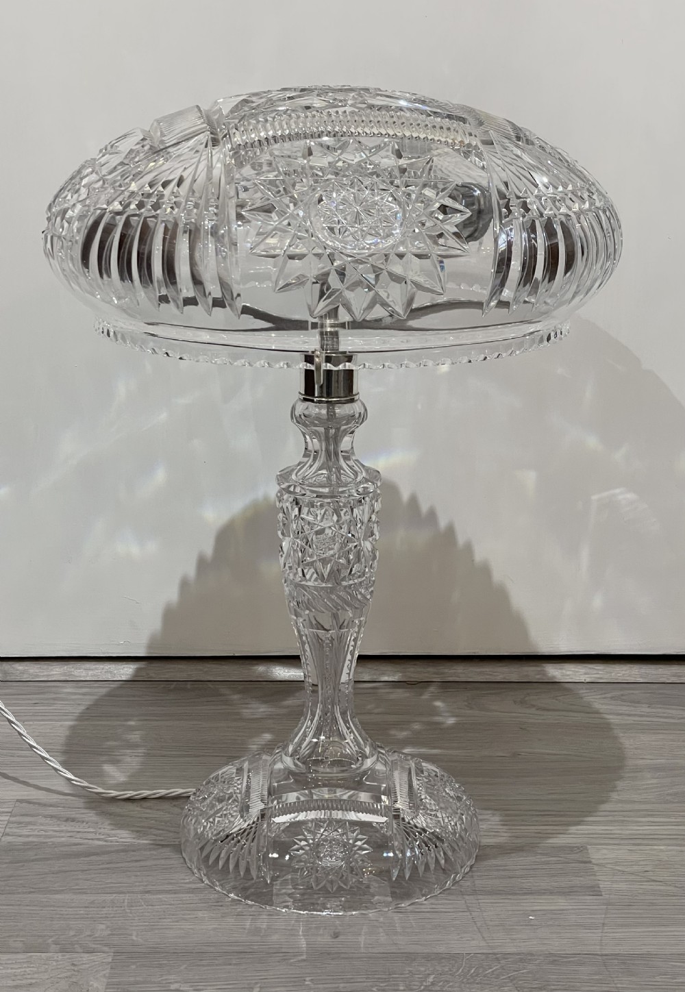 Quality 1930s Twin Bulb Cut Glass Mushroom Lamp