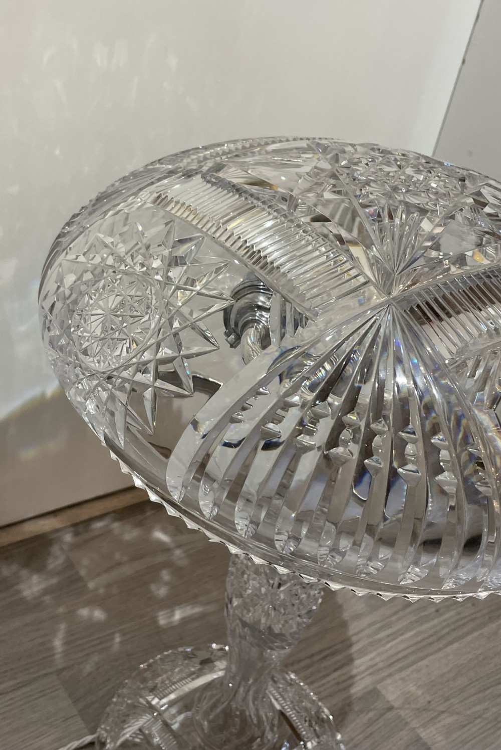 Quality 1930s Twin Bulb Cut Glass Mushroom Lamp View IX