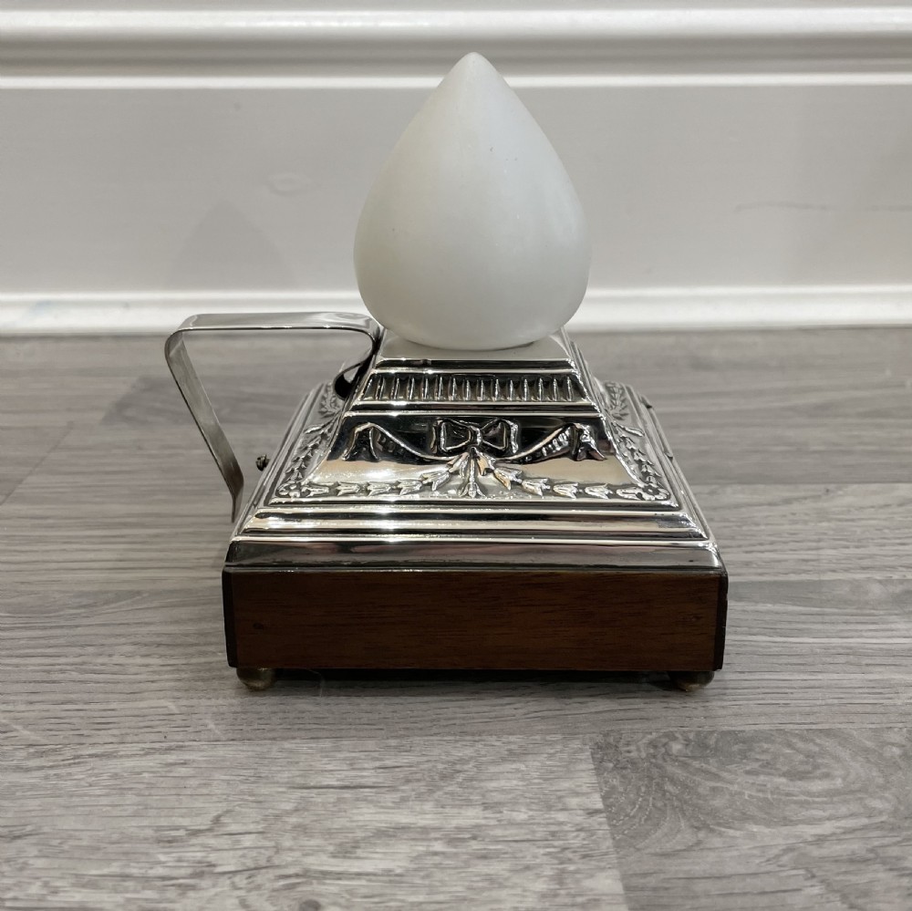 Rare 1930s silver ‘go to bed’ lamp torch
