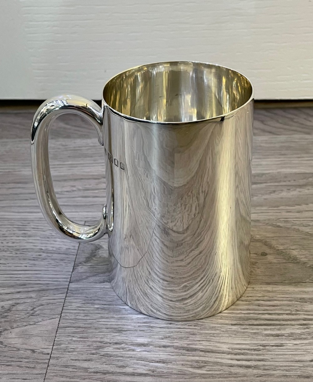 George V Solid Silver Pint Tankard, 1934