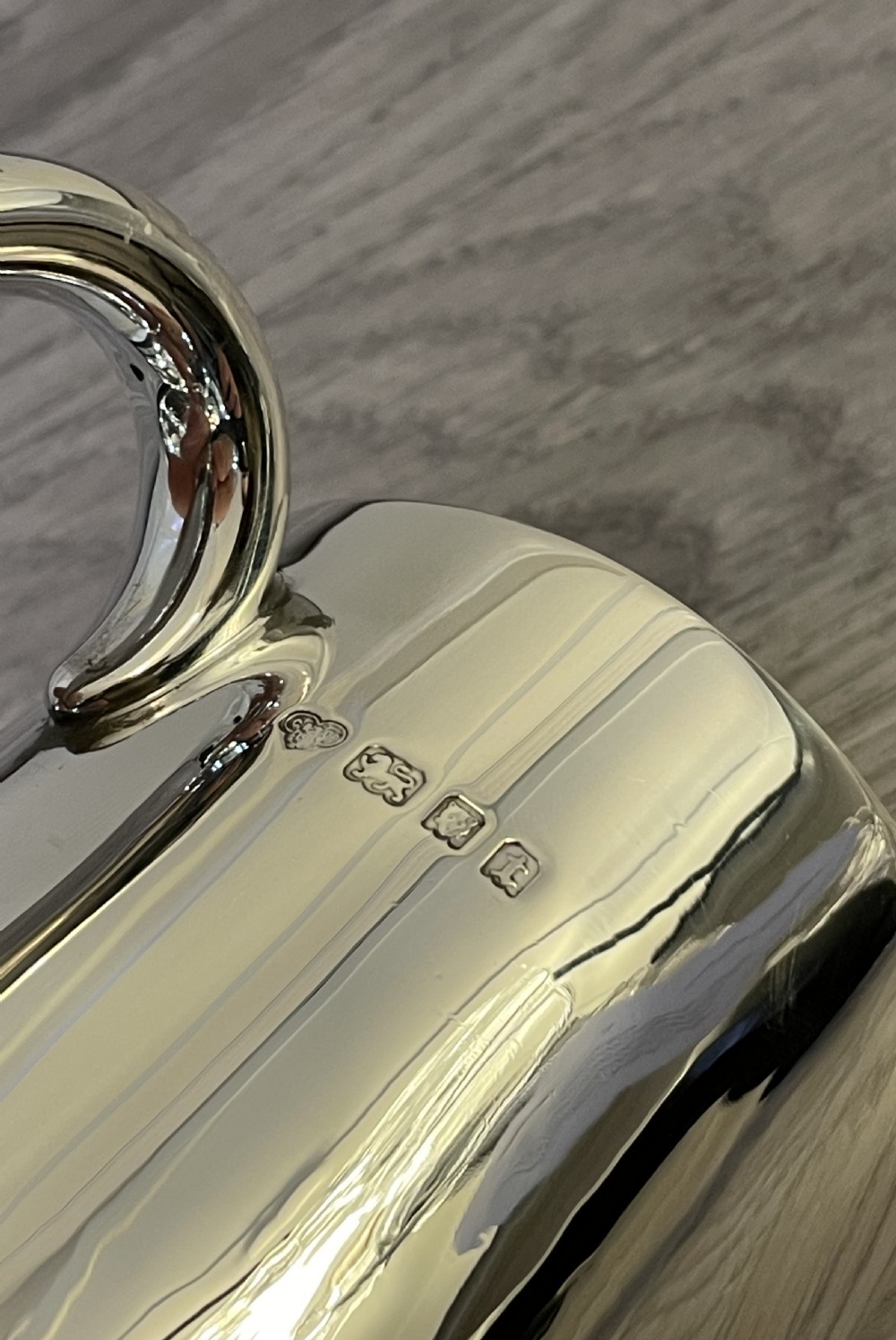 George V Solid Silver Pint Tankard, 1934 View IV