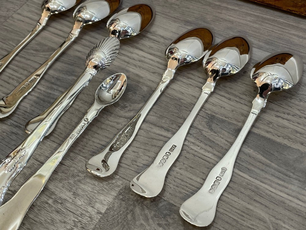 Rare Set of George IV Scottish Silver Spoons & Tongs, James McKay and Andrew Wilkie View VIII