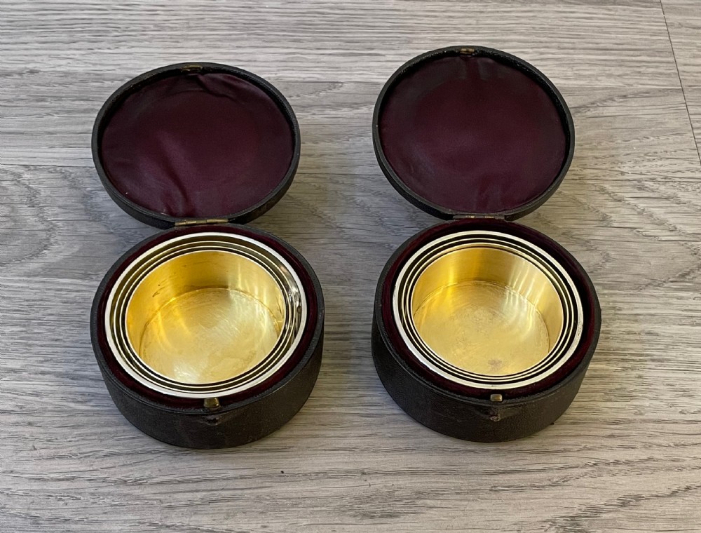 A rare pair of Victorian Solid Silver Collapsible Cups Beakers, Hallmarked London 1887 View VIII