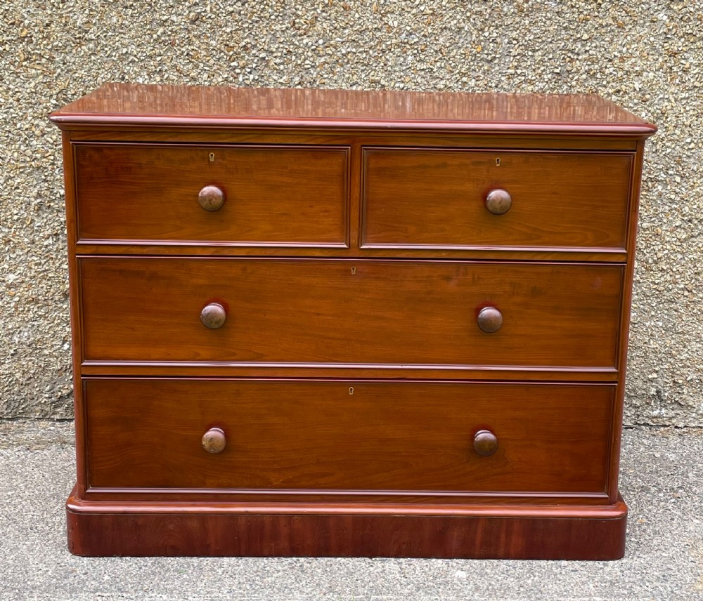 Victorian Mahogany Chest of Drawers