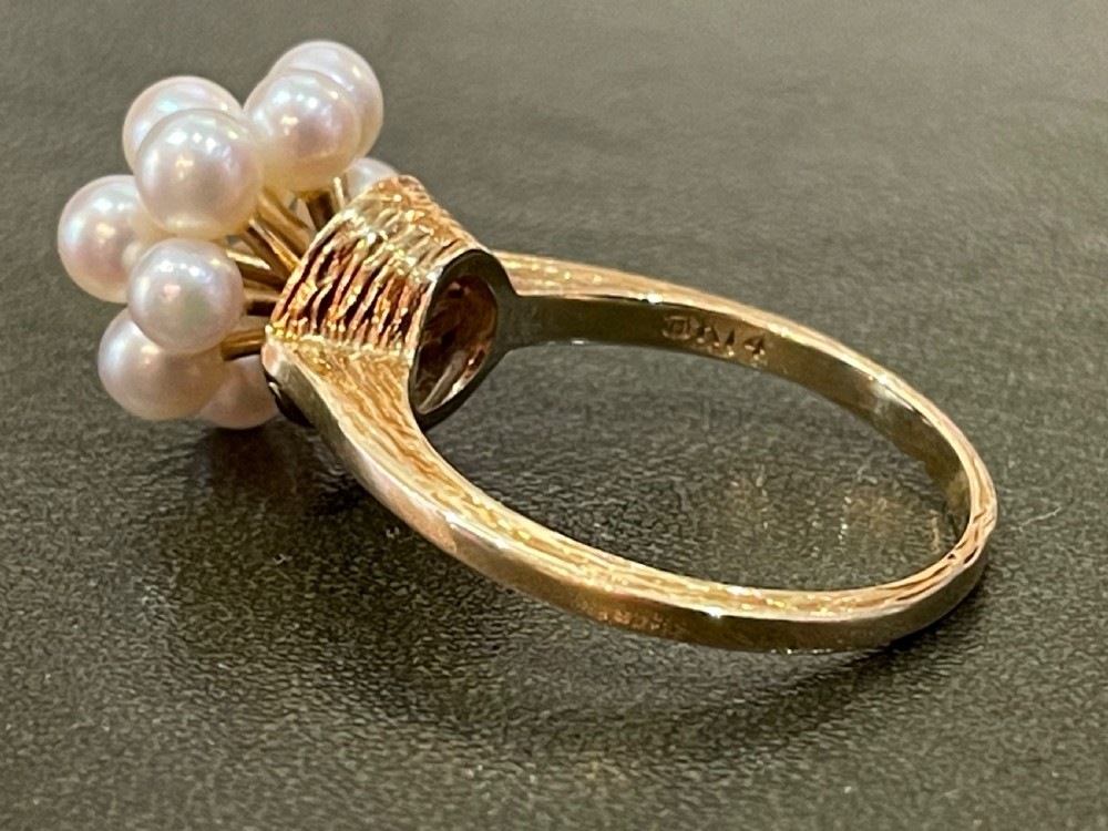 Beautiful 14K Gold Pearl Cluster Ring by Mikimoto View III