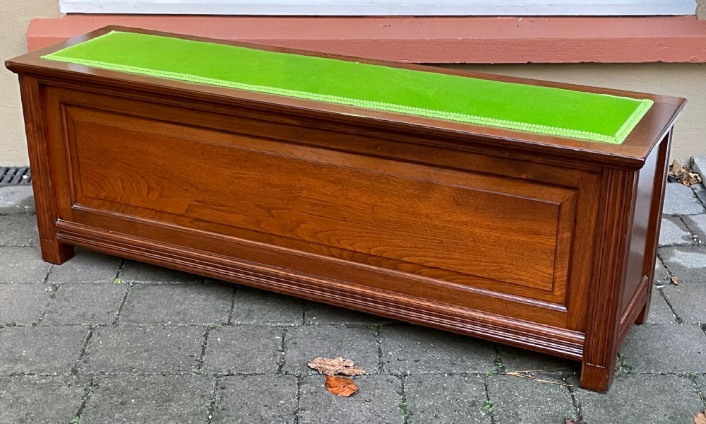 Victorian Mahogany Ottoman Window Seat by Gillows