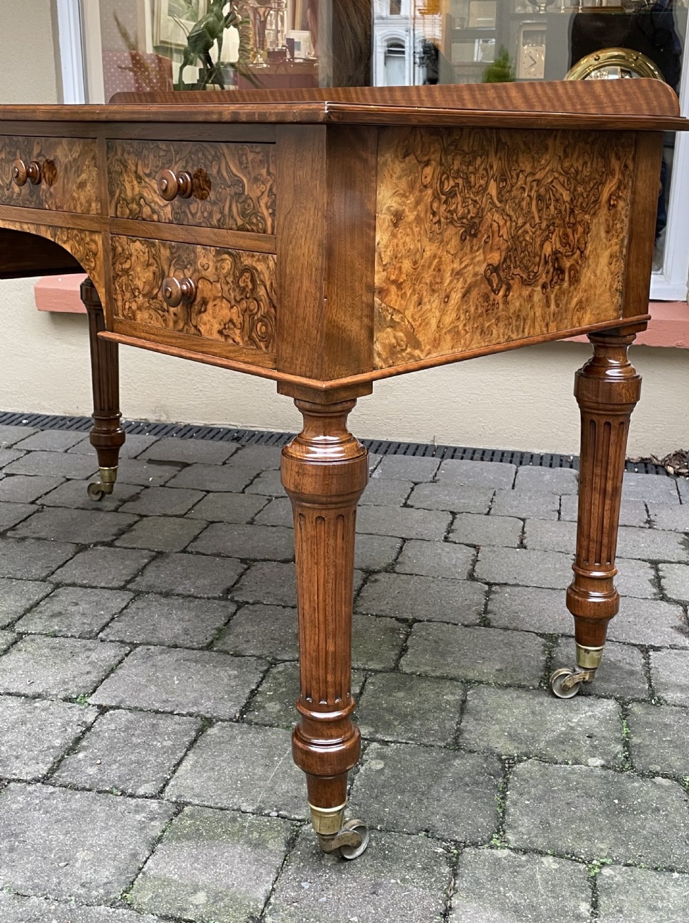 Quality Victorian Burr Walnut Dressing Table by Holland & Sons View X